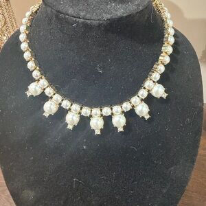 Elegant Pearl and Gold Statement Necklace - Women Jewelry